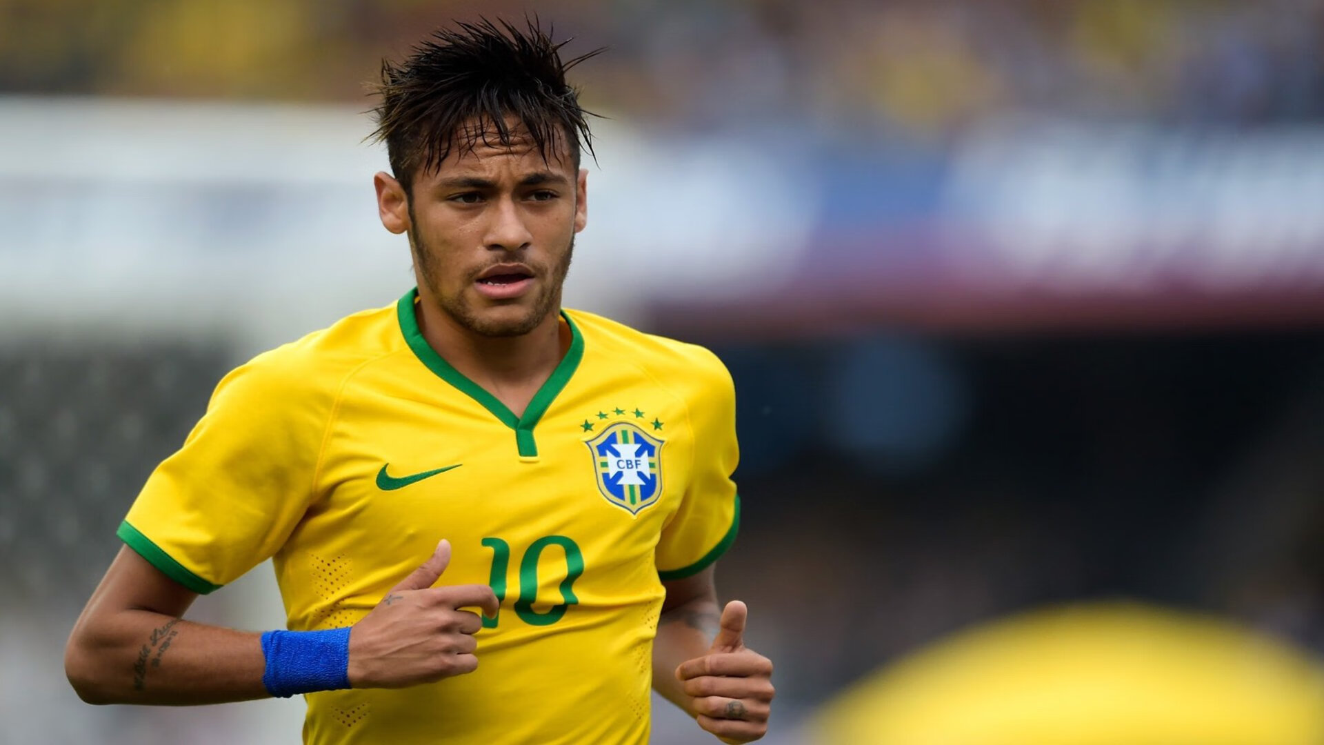 自由泳50米冠军出发反应仅0.59秒，自由泳50米标准成绩